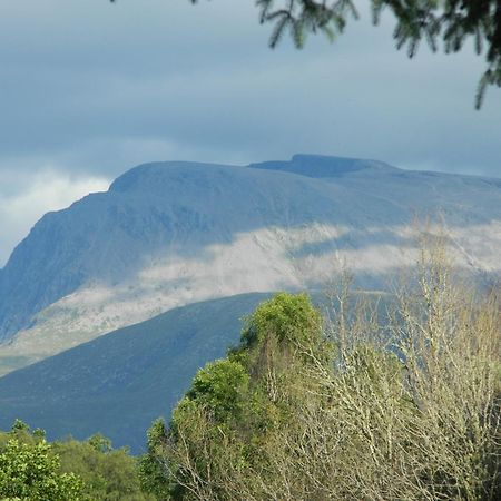 Tom Beag - Ben Nevis View Rooms Fort William Exterior photo