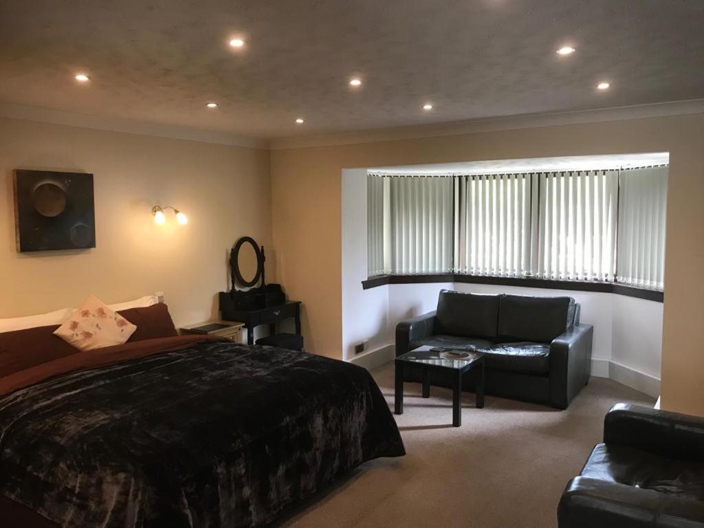 Tom Beag - Ben Nevis View Rooms Fort William Exterior photo