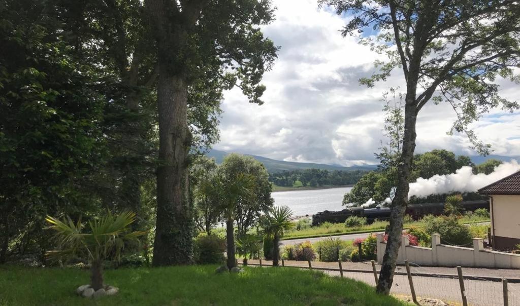 Tom Beag - Ben Nevis View Rooms Fort William Exterior photo