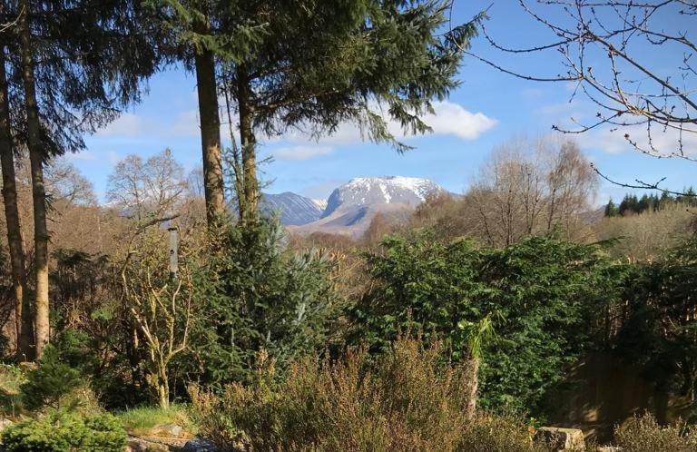 Tom Beag - Ben Nevis View Rooms Fort William Exterior photo